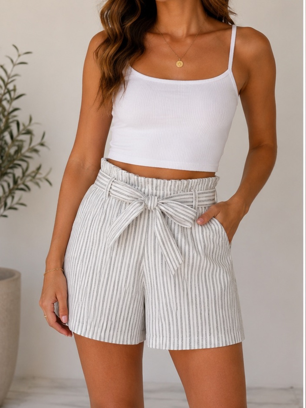 NWT Banana Republic White & Black Pinstripe Linen Blend Paperbag Shorts Size 0